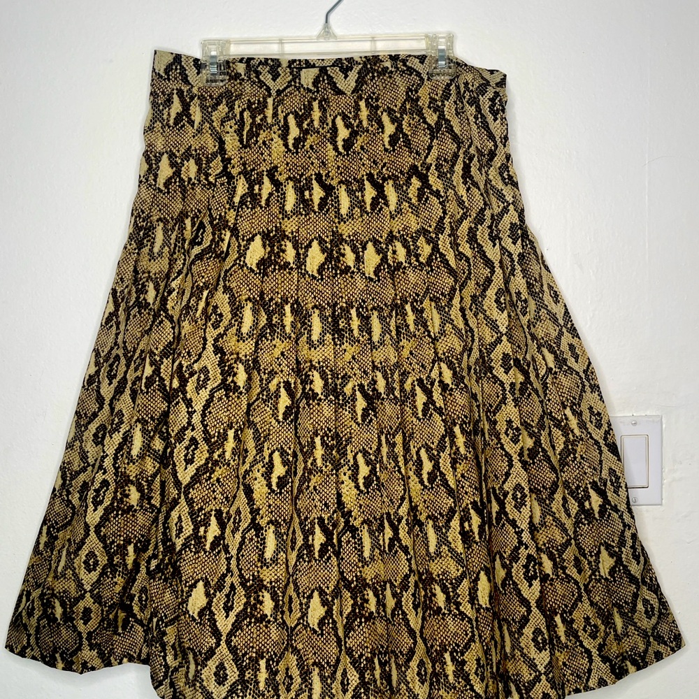 Zara Woman Snake Print Skirt